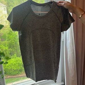 Lululemon grey swiftly tech